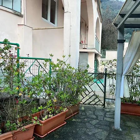 Stazione Centrale 5 Terre - Loft بيت للعطل لا سبيتسْيا